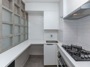 Image 3 - 924963