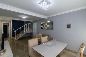 Image 3 - 924968