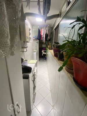 Image 4 - 924975