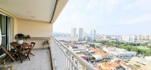 Image 1 - 924979