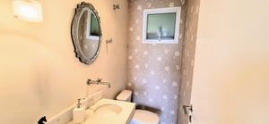 Image 3 - 924979