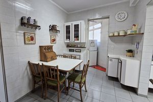 Image 47 - 924980