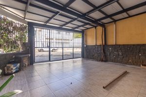 Image 3 - 924988