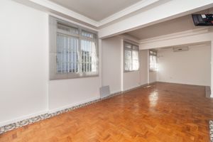 Image 3 - 924997