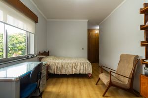 Image 18 - 925014