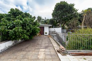 Image 33 - 925014