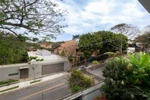 Image 28 - 925014