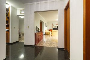 Image 6 - 925014