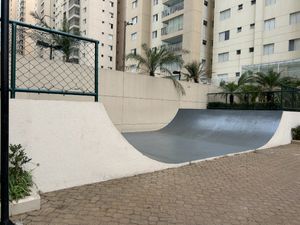 Image 19 - 925021