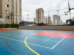 Image 18 - 925021