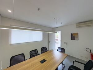 Image 36 - 925025