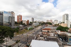 Image 13 - 925030