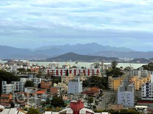 Image 5 - 925040