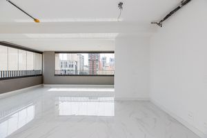 Image 3 - 925045