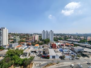 Image 24 - 925046