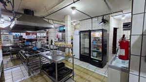 Image 25 - 925049