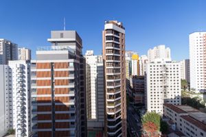 Image 13 - 925050