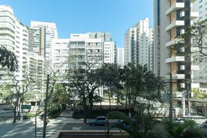 Image 11 - 925066