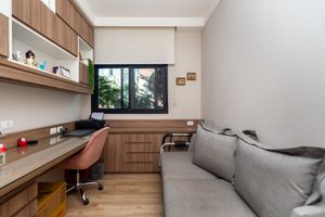 Image 19 - 925066