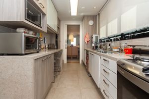 Image 39 - 925066
