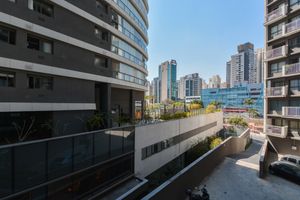Image 11 - 925067