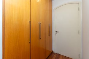 Image 36 - 925072