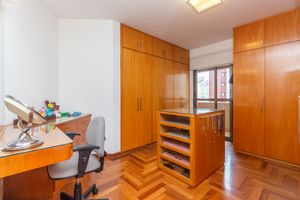 Image 38 - 925072