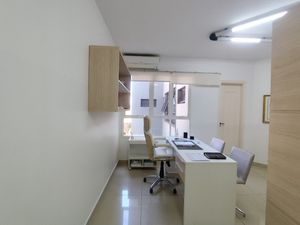Image 3 - 925081