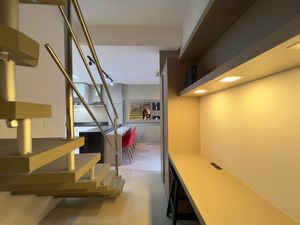 Image 8 - 925084