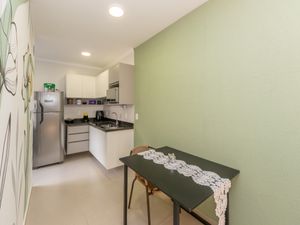 Image 8 - 925089