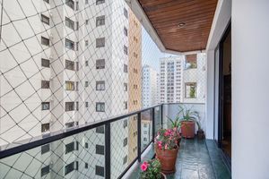 Image 4 - 925090