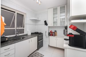 Image 18 - 925091