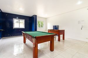 Image 4 - 925095