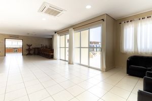Image 3 - 925095