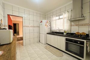 Image 11 - 925096