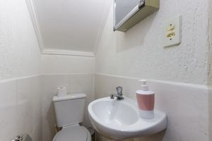Image 5 - 925106