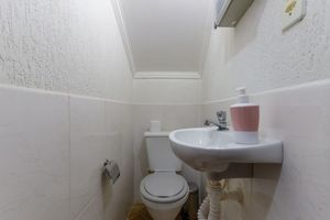 Image 4 - 925106