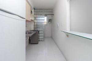Image 11 - 925111