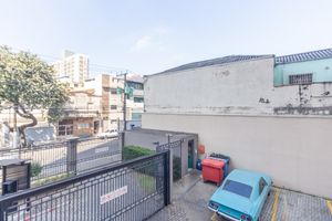 Image 21 - 925111