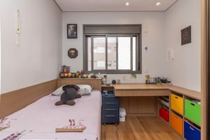 Image 23 - 925116