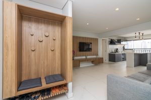 Image 15 - 925116