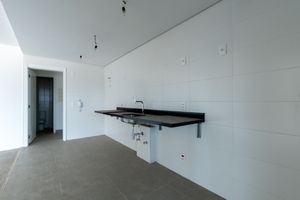 Image 33 - 925118