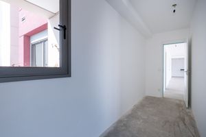 Image 25 - 925118