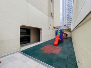Image 31 - 925119