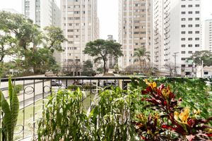 Image 22 - 925119