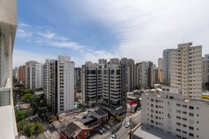 Image 21 - 925122