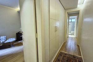 Image 27 - 925128