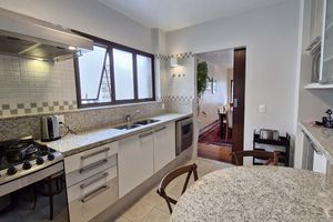 Image 33 - 925128
