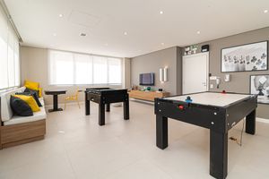 Image 32 - 925132