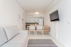 Image 4 - 925135